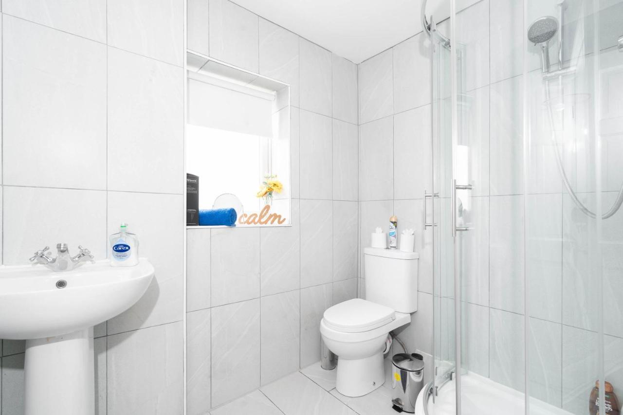 2 Bedroom Loft And Spacious Apt- One Choice Stays- Jq Birmingham Exterior photo